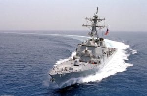 استهداف صاروخي ثالث لسفينة حربية امريكية من اليمن