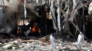 هيومن رايتس: قصف مجلس عزاء صنعاء جريمة حرب