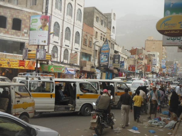 منبهات السيارات لغة التعامل لدى السائقين في اليمن