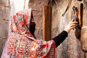 دراسة : صورة المرأة اليمنية في الرواية ربة بيت مخلصة
