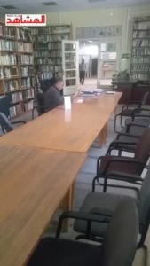 بالفيديو- الحوثيون يرفدون المكتبة الوطنية وجامعة صنعاء بكتب ومقررات “حسينية”