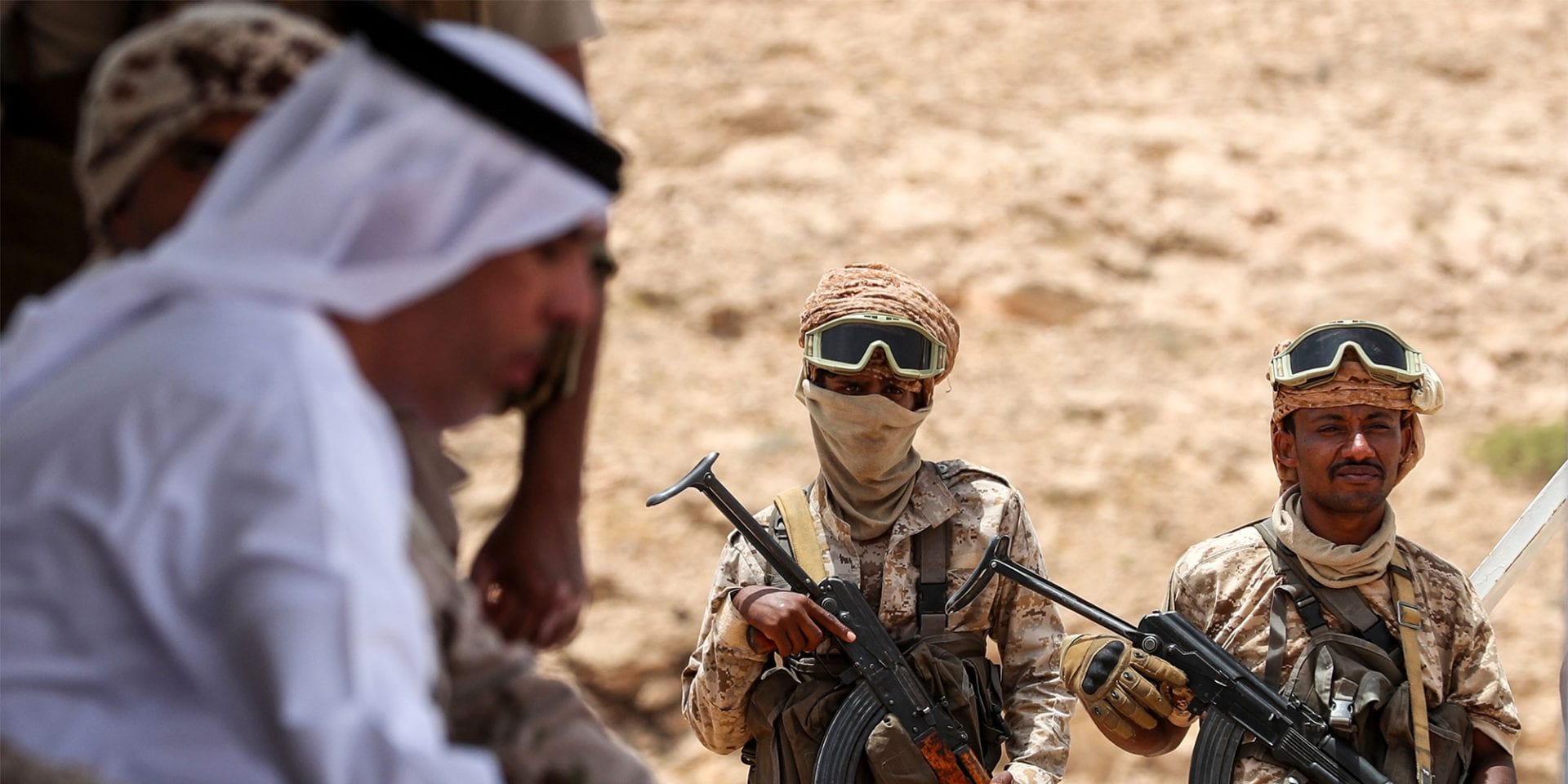 اليمن على حافة الهاوية: كيف تستفيد الإمارات من فوضى الحرب؟
