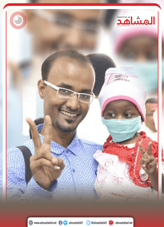 شاب يمني ينجح في إعانة مئات المحتاجين عبر حساباته الإلكترونية