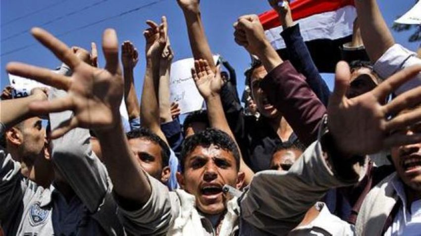 تظاهرات "البطون الخاوية" لعمال اليمن في اليوم العالمي لعيدهم