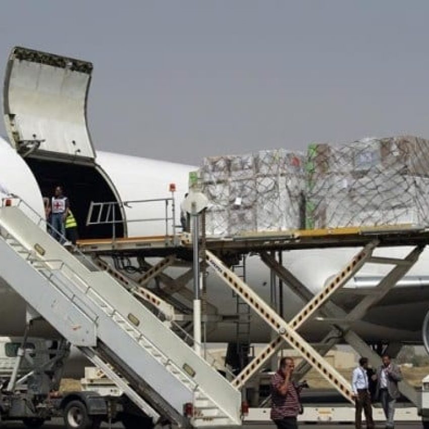 طائرة أممية تصل إلى مطار صنعاء