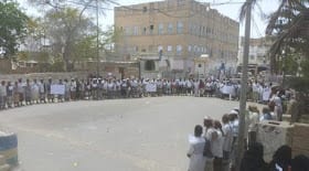 احتجاجات غاضبة في حضرموت تطالب برحيل الحكومة