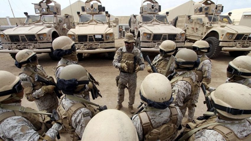 قوات عسكرية سعودية تصل إلي مدينة عدن