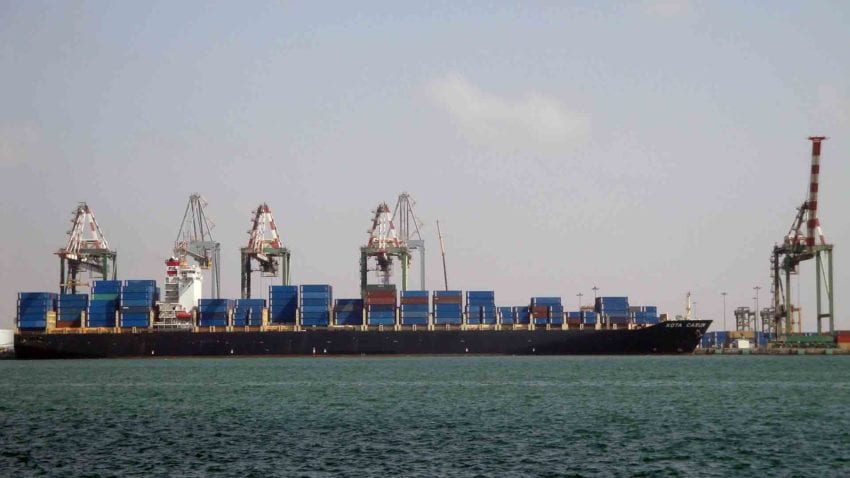 خمسة ملايين طن من البضائع وصلت ميناء الحاويات بعدن خلال عام