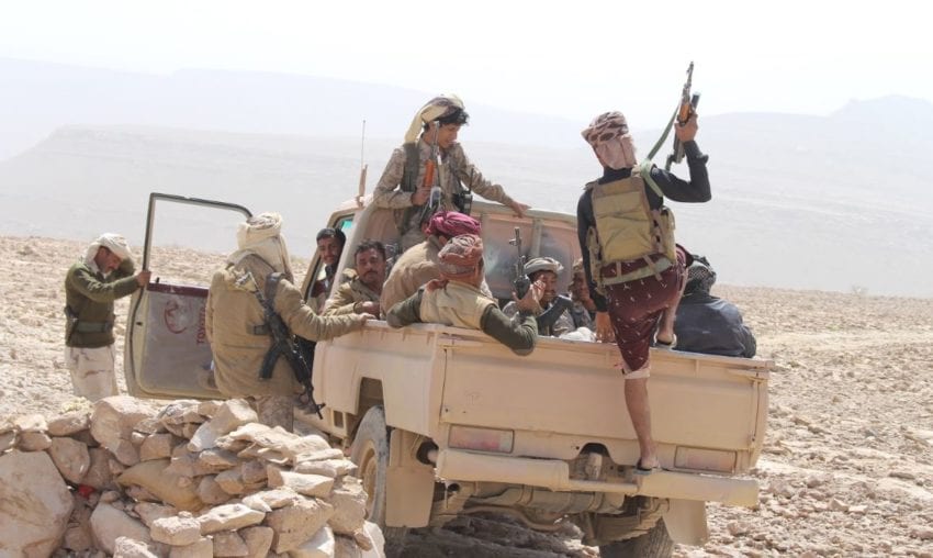 الجوف... القوات الحكومية تسيطر نارياً على خط إمداد معسكر لجماعة الحوثي