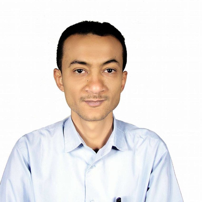 وزارة الإعلام ونقابة الصحفيين اليمنيين ينعيان الصحفي «غمدان الدقيمي»