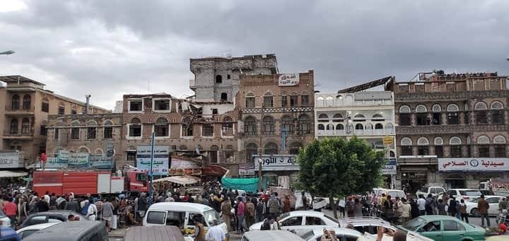 انهيار بناية سكنية في صنعاء
