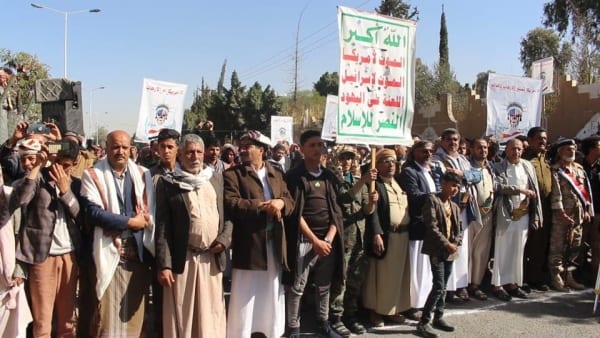 جماعة الحوثي تدعو السعودية والإمارات للسلام