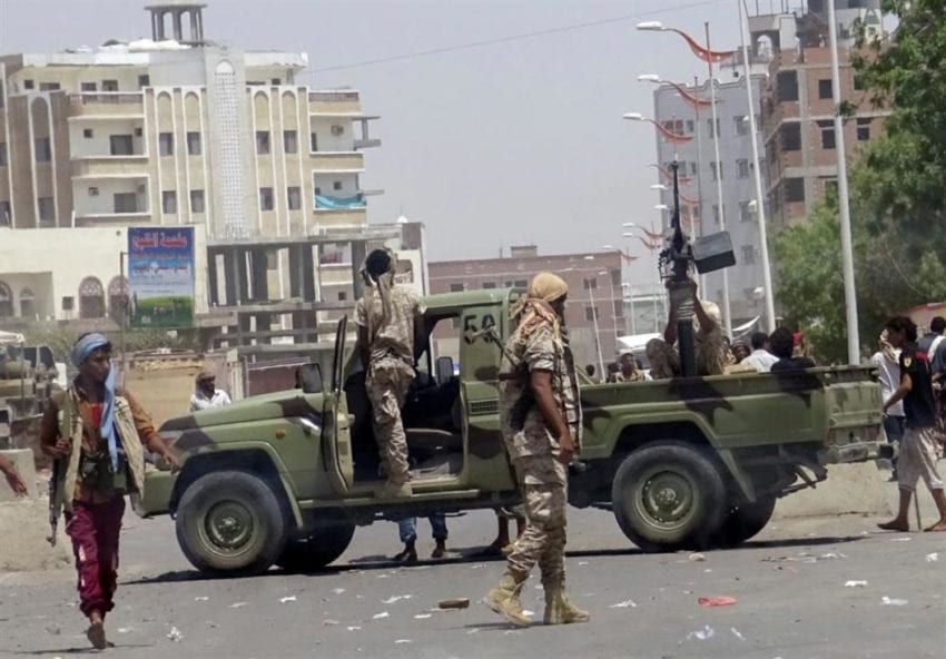 اشتباكات مسلحة جوار مطار عدن الدولي