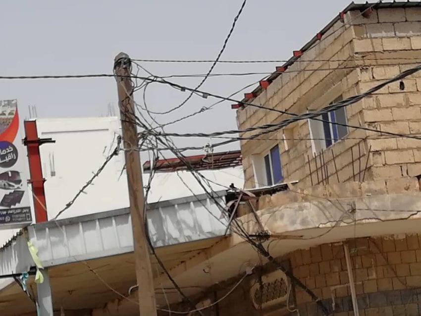 انقطاعات الكهرباء... كابوس يؤرق سكان الحديدة