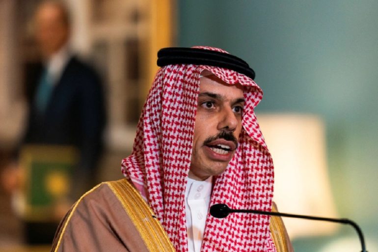 مسؤول سعودي : جهود وقف إطلاق النار متعثرة في اليمن