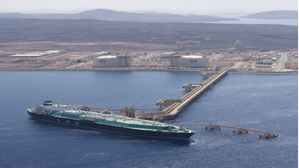 استمرار توقف تصدير النفط الخام من ميناء الضبة بحضرموت