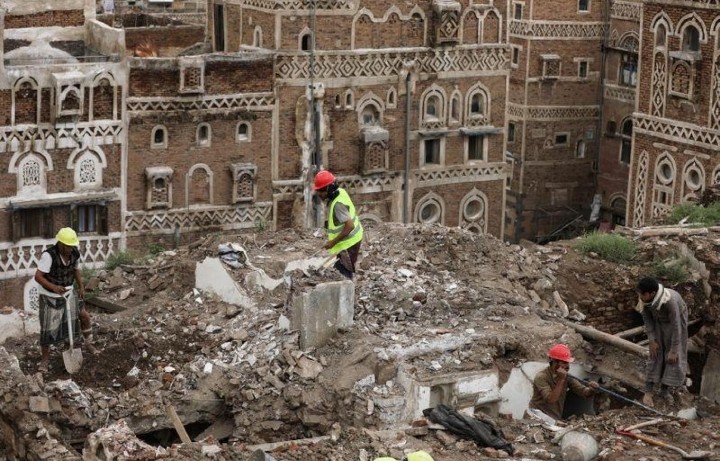 وفيات بانهيار منزل طيني في صنعاء القديمة