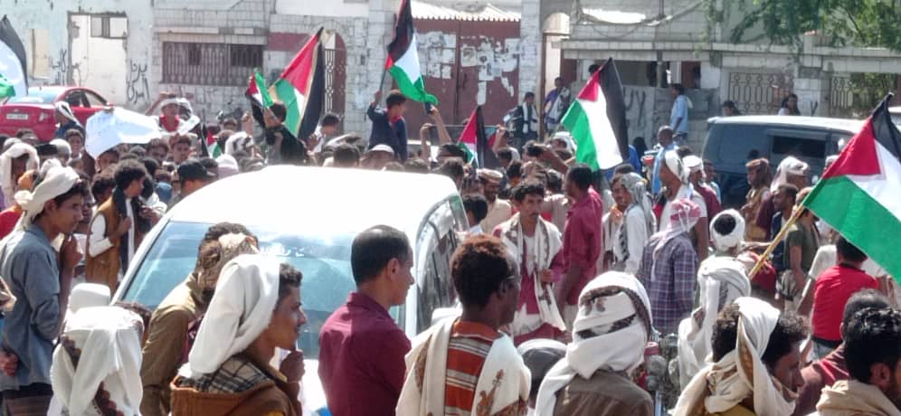 اليمنيون يواصلون تأييدهم للشعب الفلسطيني