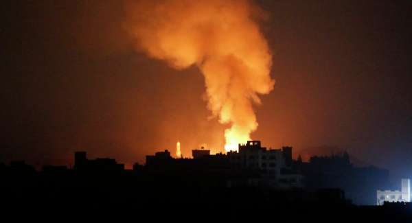 الحوثي: الهجمات على صنعاء «متهورة»