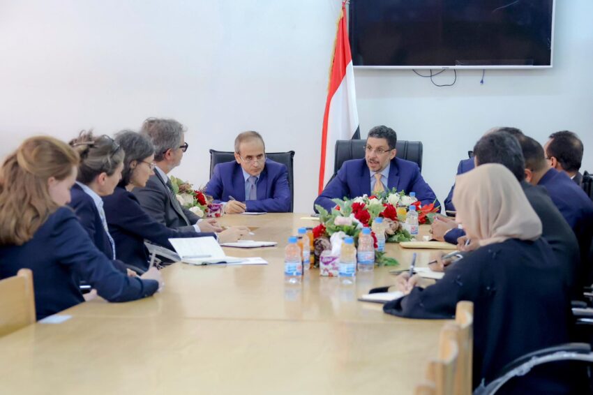 بن مبارك يبحث مع بعثة الاتحاد الأوروبي في اليمن إحياء عملية السلام